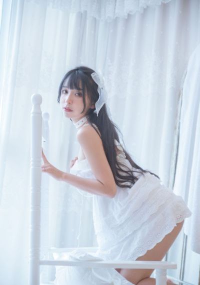 箱中女孩