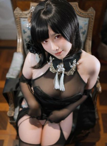 新来的女秘书